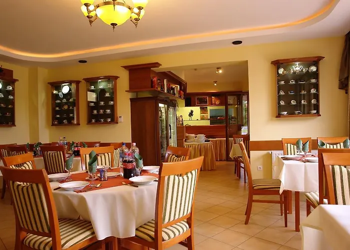 Szerencsemak Panzio Kehidakustány